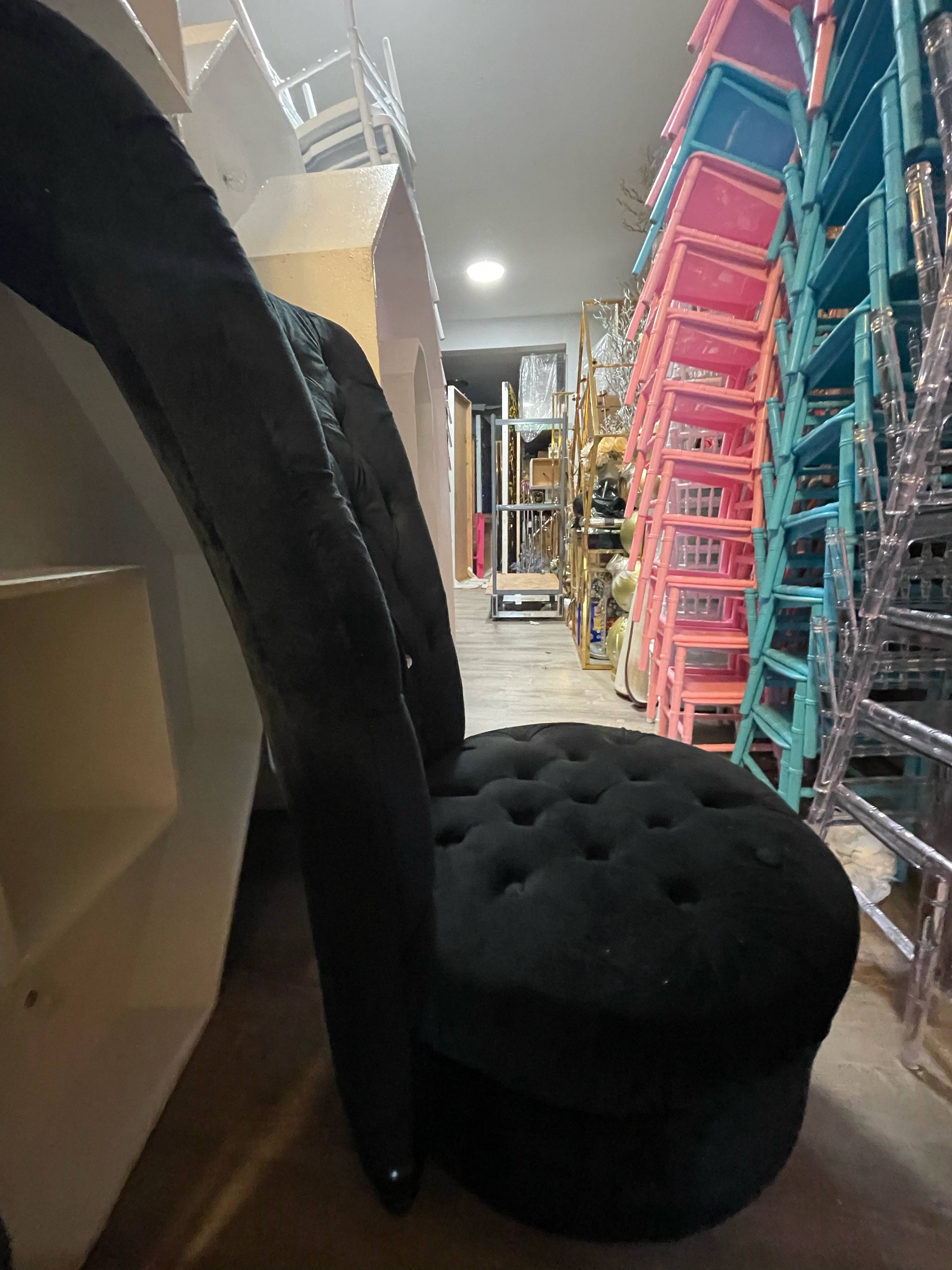 Avawing Throne