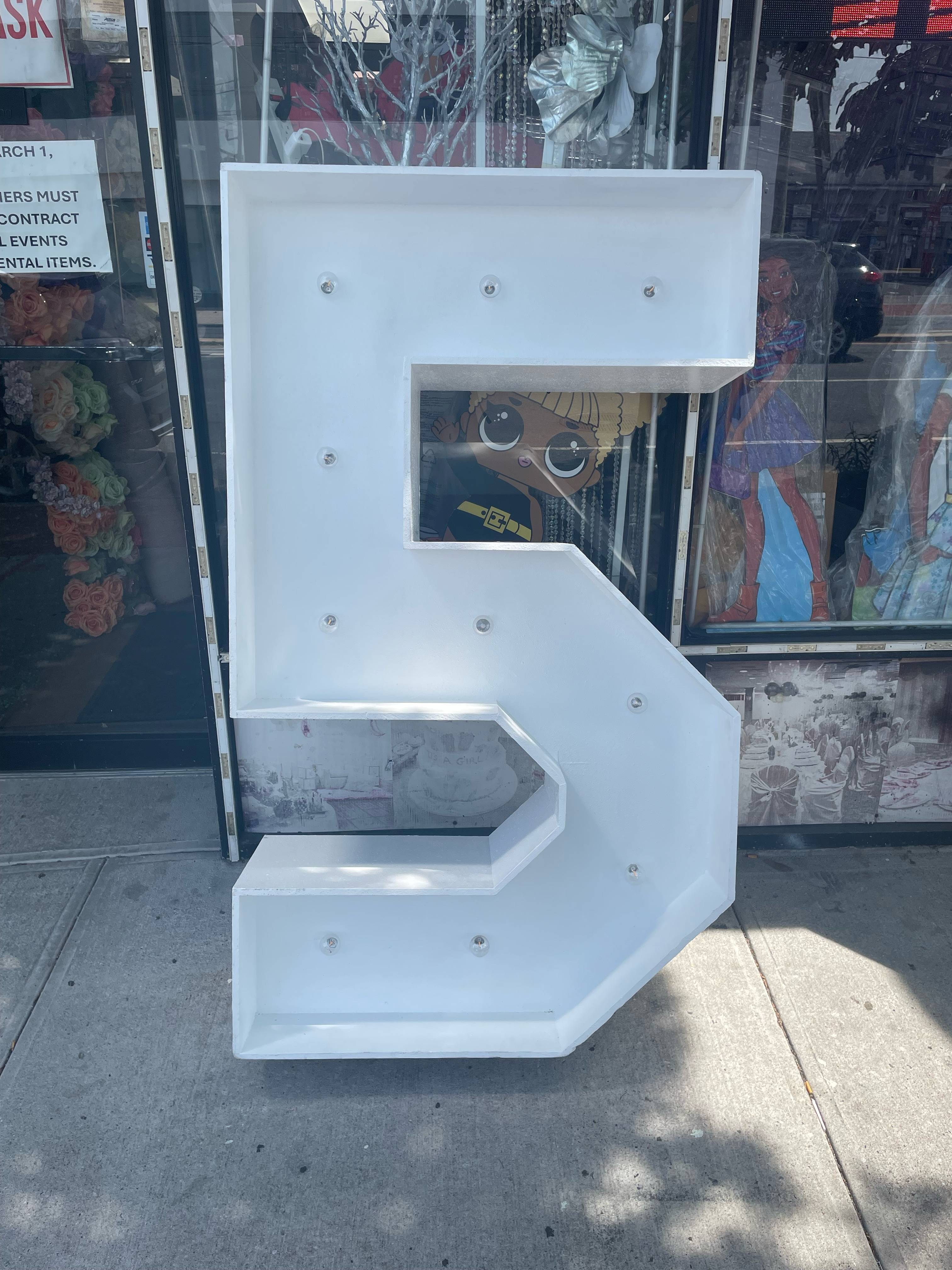 Marquee Numbers