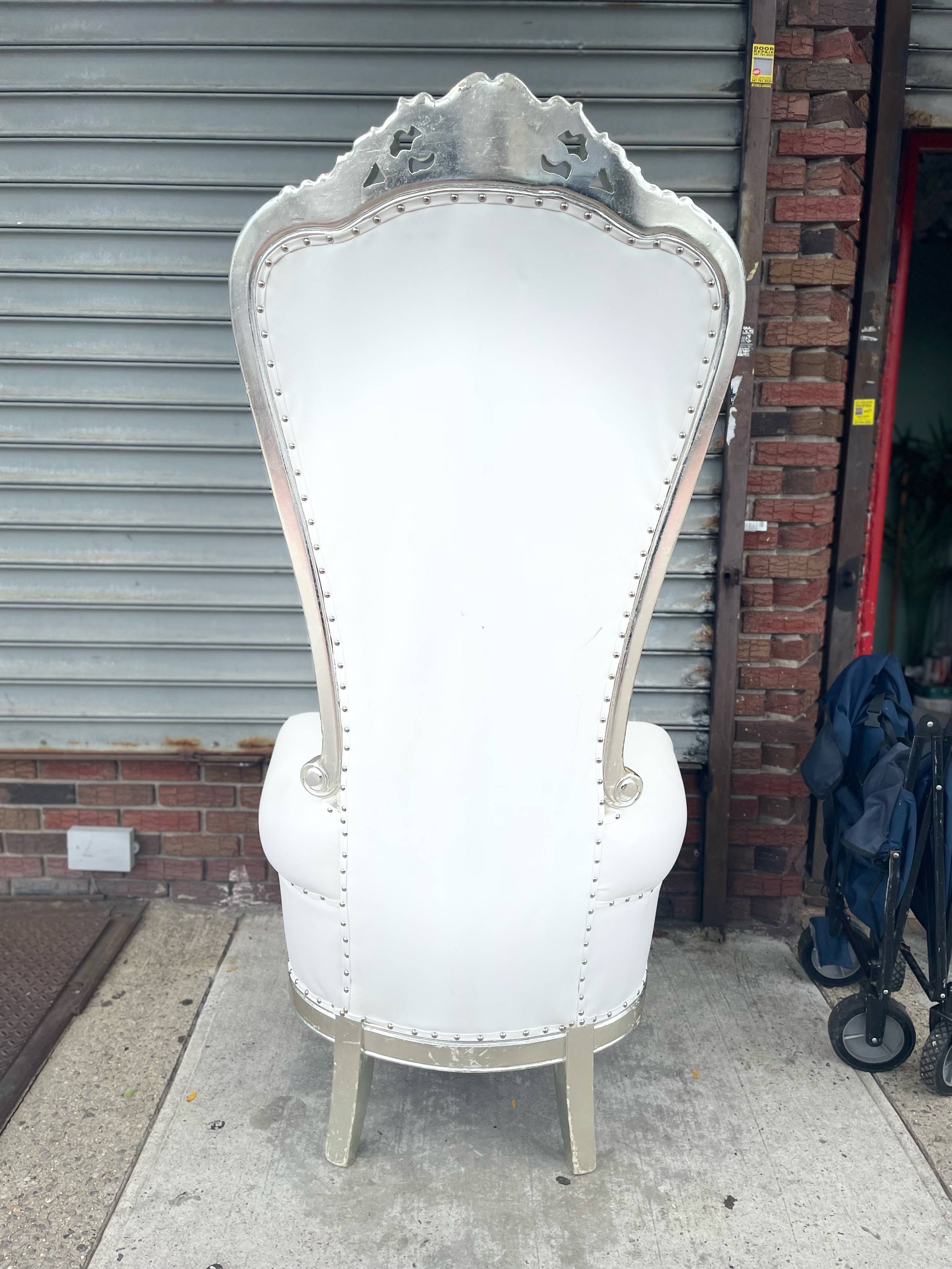 Throne Chair
