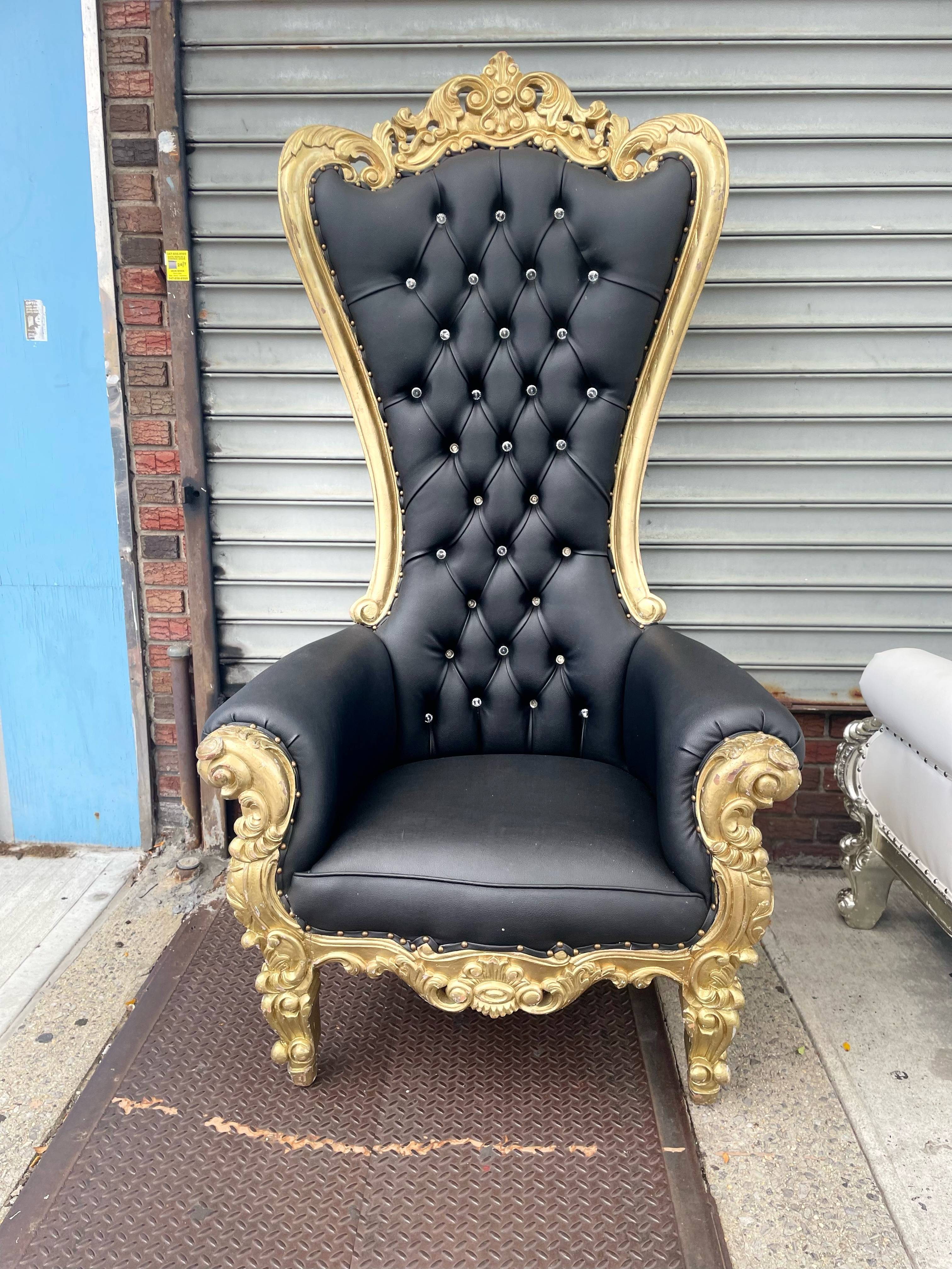 Throne Chair